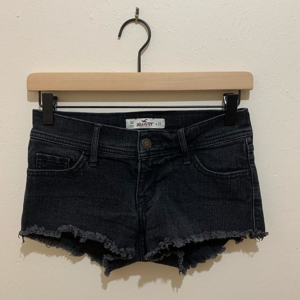 Hollister Fray Edge Black Denim Shorts